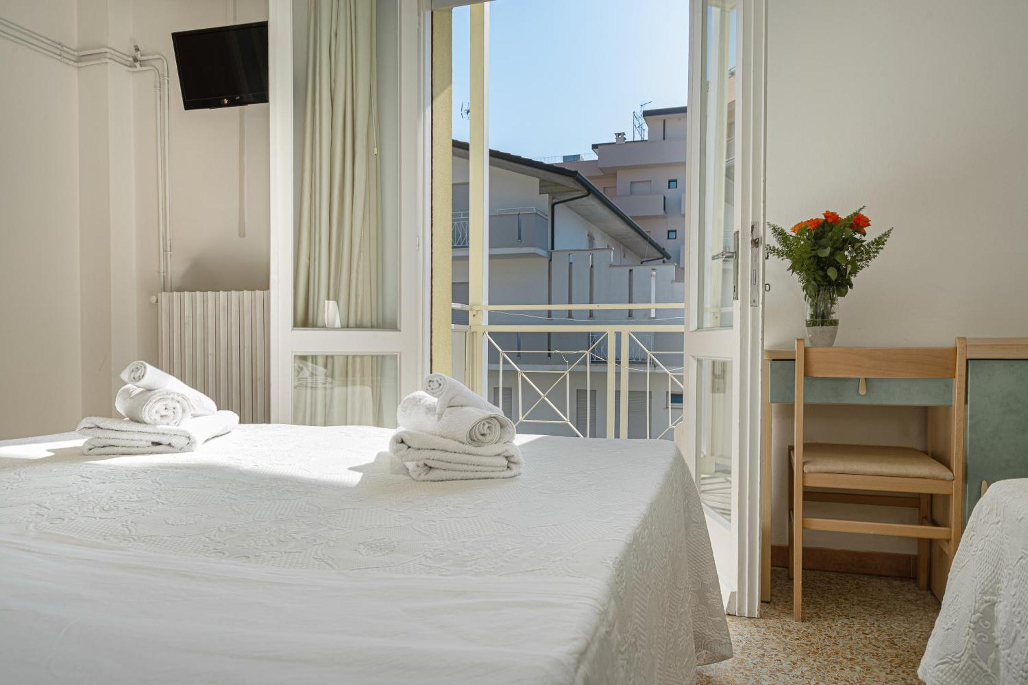 Hotel Luca Valverde  Exteriér fotografie